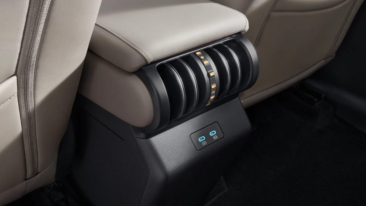 BYD ATTO 3 EVO — foto 2