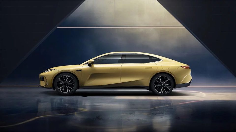 Geely Galaxy E8 — foto 2
