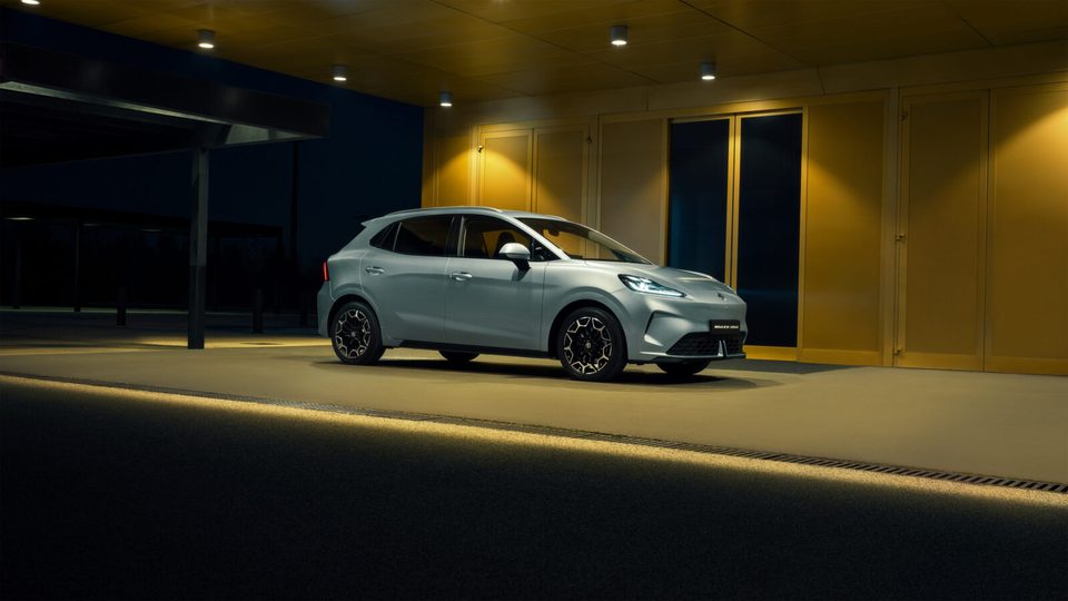 MG MG4 Urban — foto 2