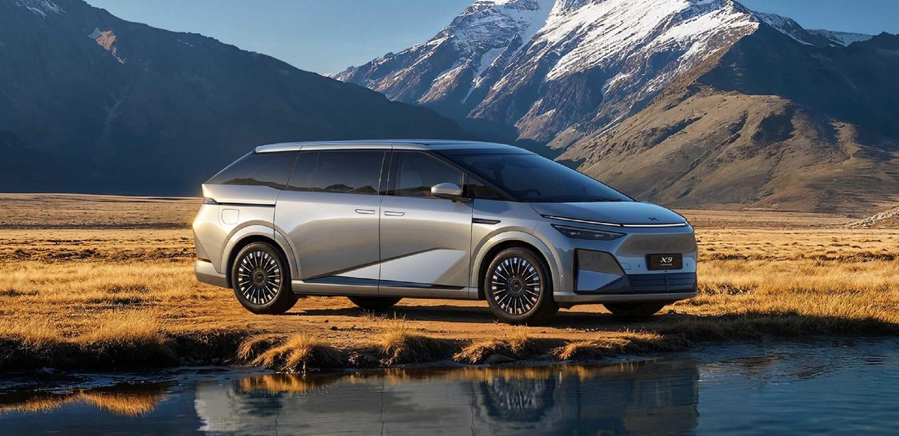 XPeng X9 — foto 13
